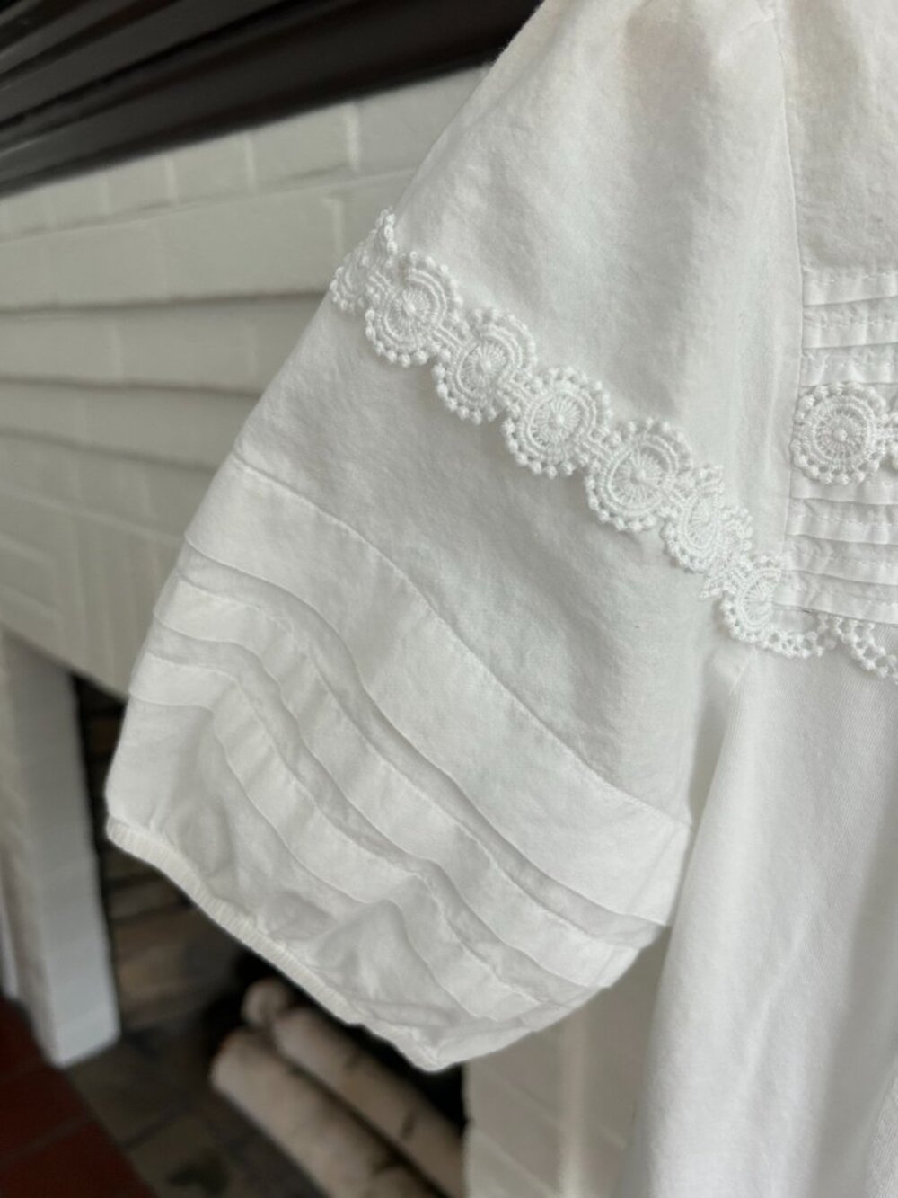 J. Crew White Embroidered Blouse Size M - Picture 4 of 4